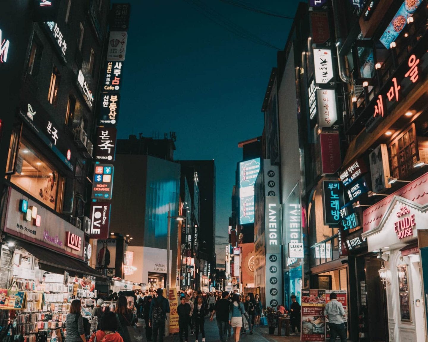 street in seoul south korea