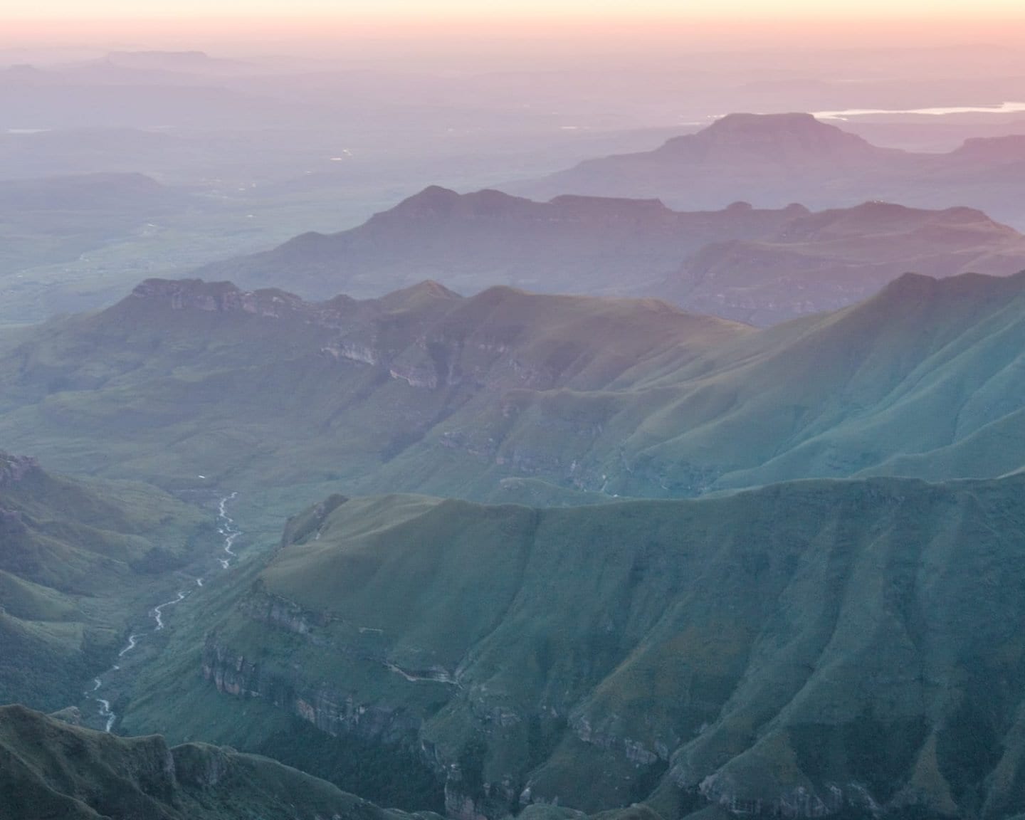 drakensberg mountains