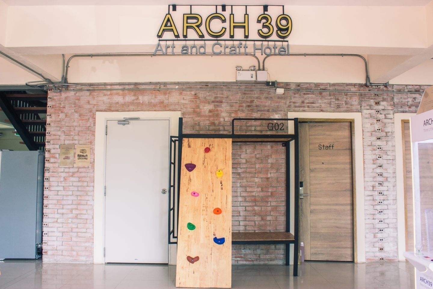 Staying at Arch 39 Hostel in Chiang Mai, Thailand | Wanderlust Movement