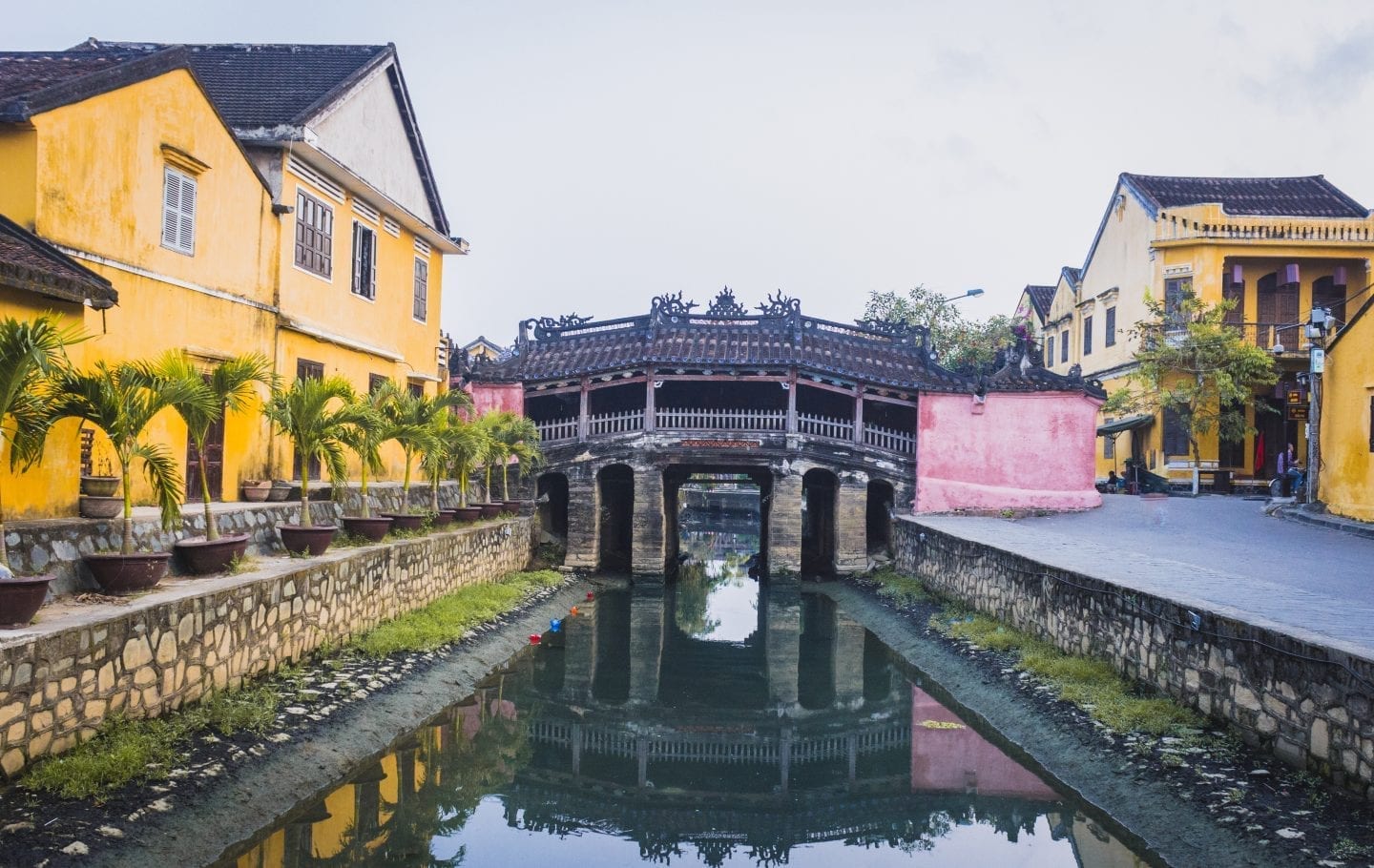 The Ultimate 2 Week Backpacking Trip to Vietnam | Wanderlust Movement | #vietnam #backpacking #solotravel #solofemaletravel #southeastasia #budgettravel