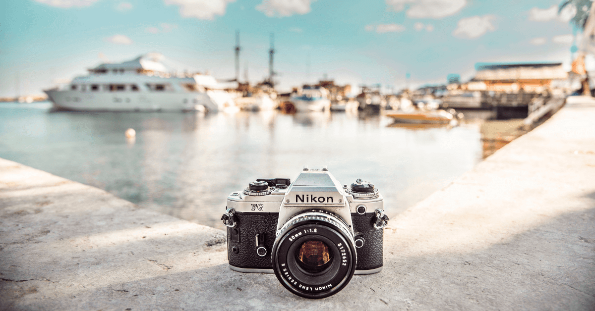 Gifts for Travel Photographers: The Ultimate Photographer Gift Guide