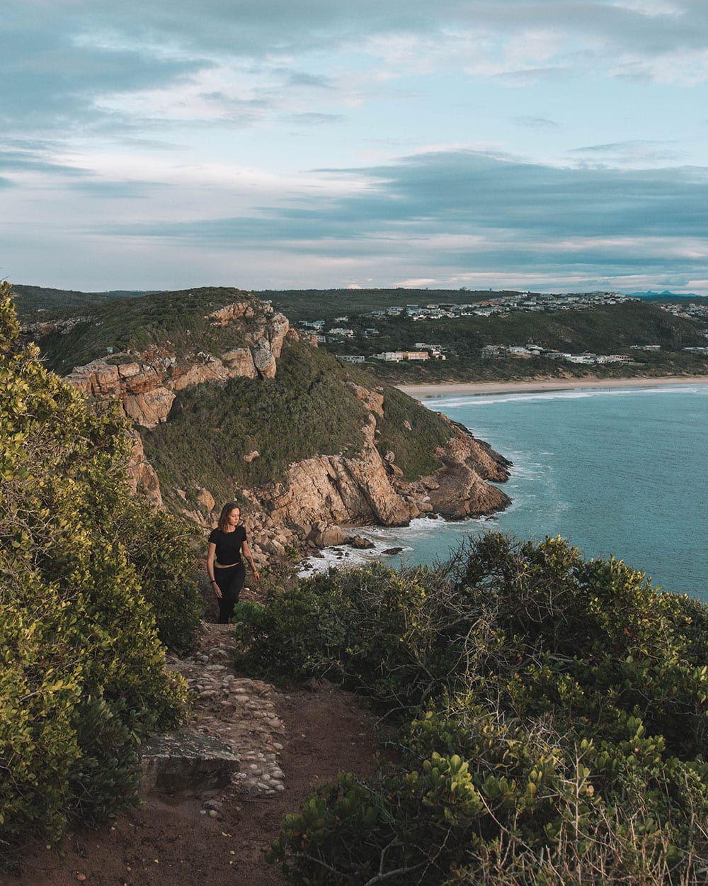 girl hiking the robberg hike