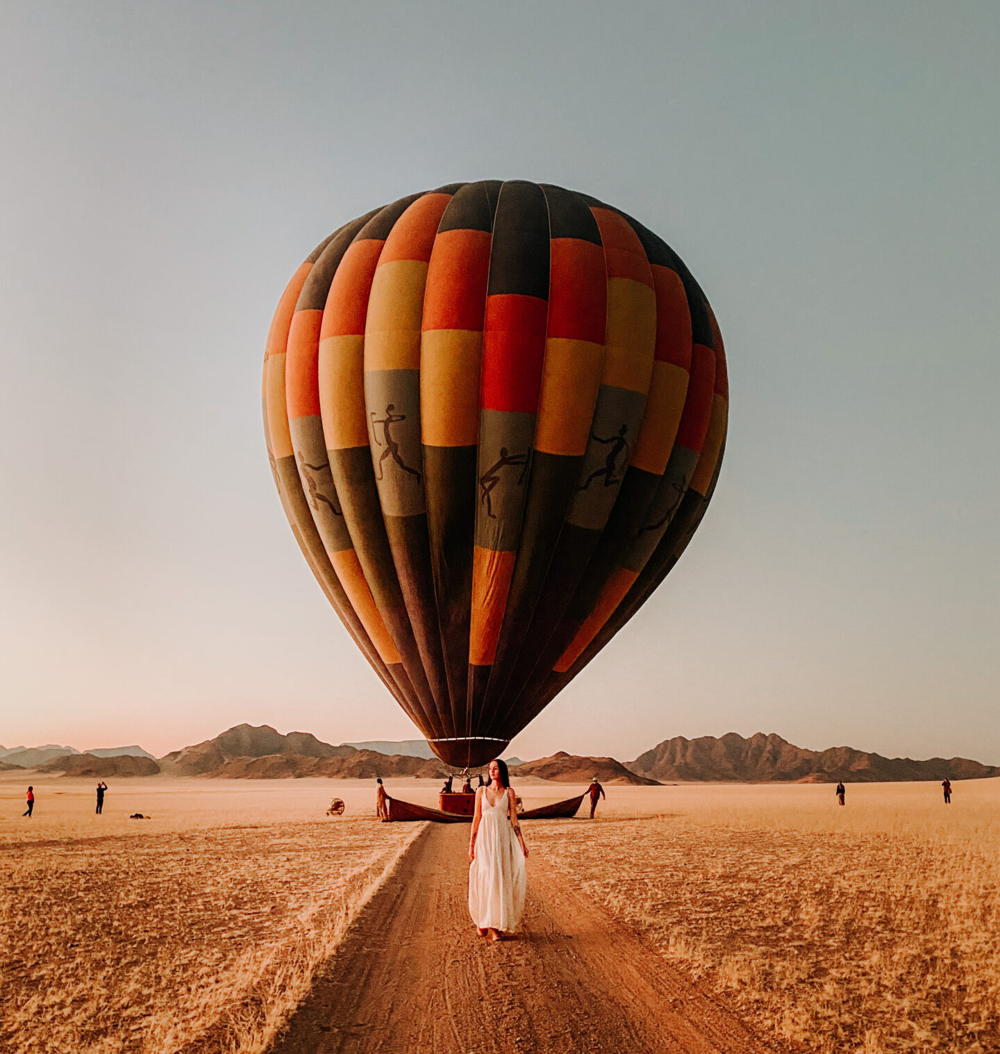 hot air balloon in namibia