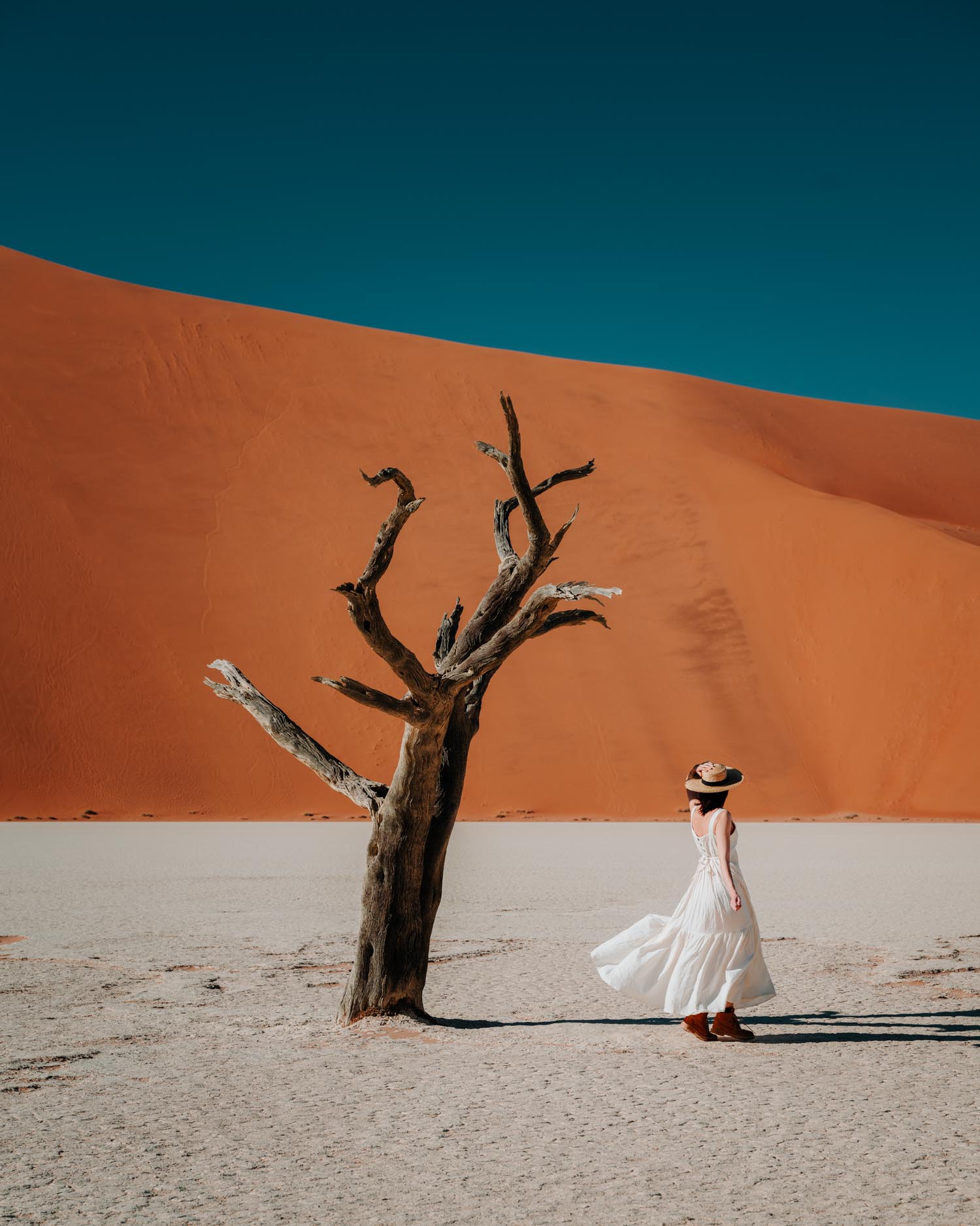 girl in deadvlei