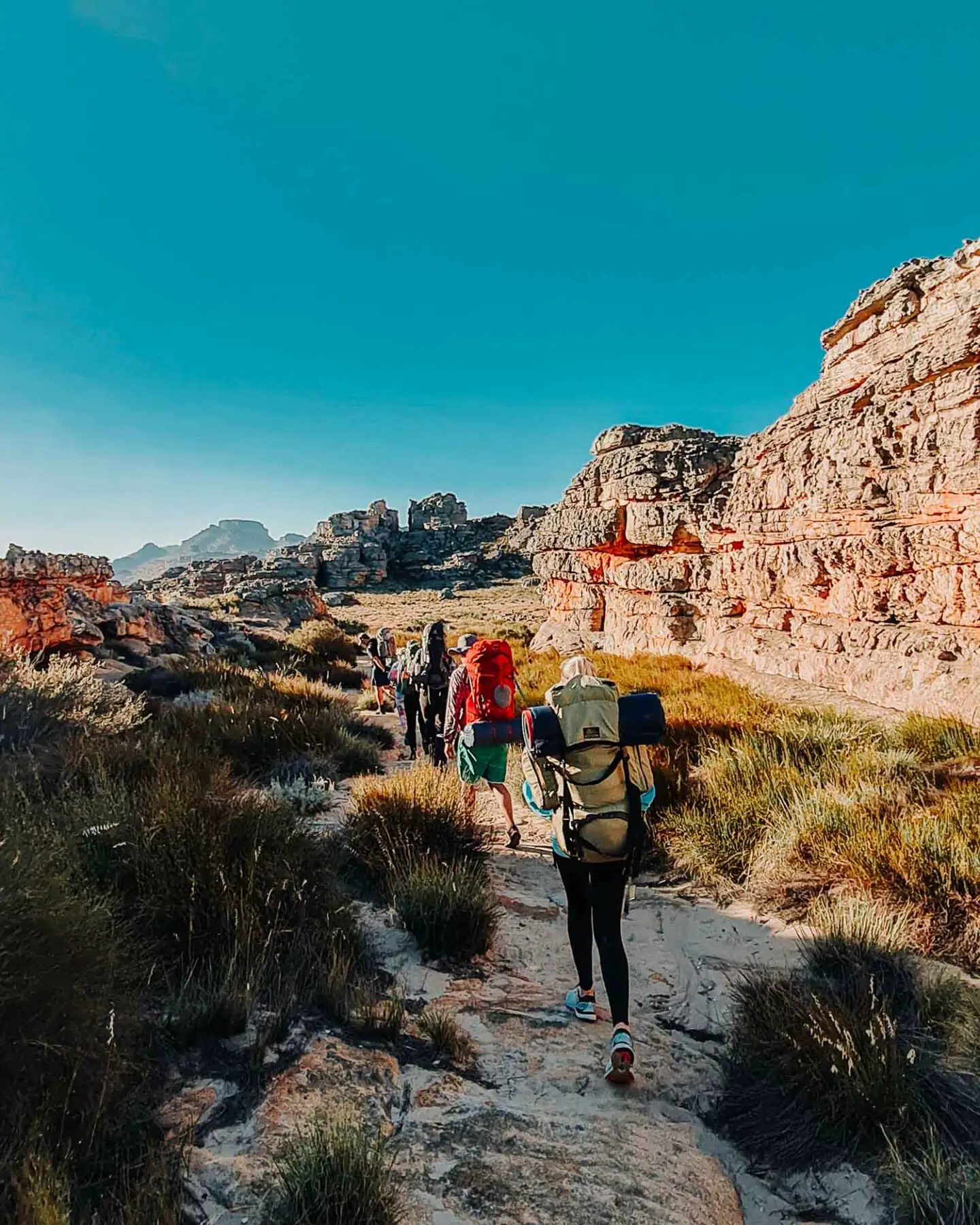 hiking wolfberg arch in cederberg