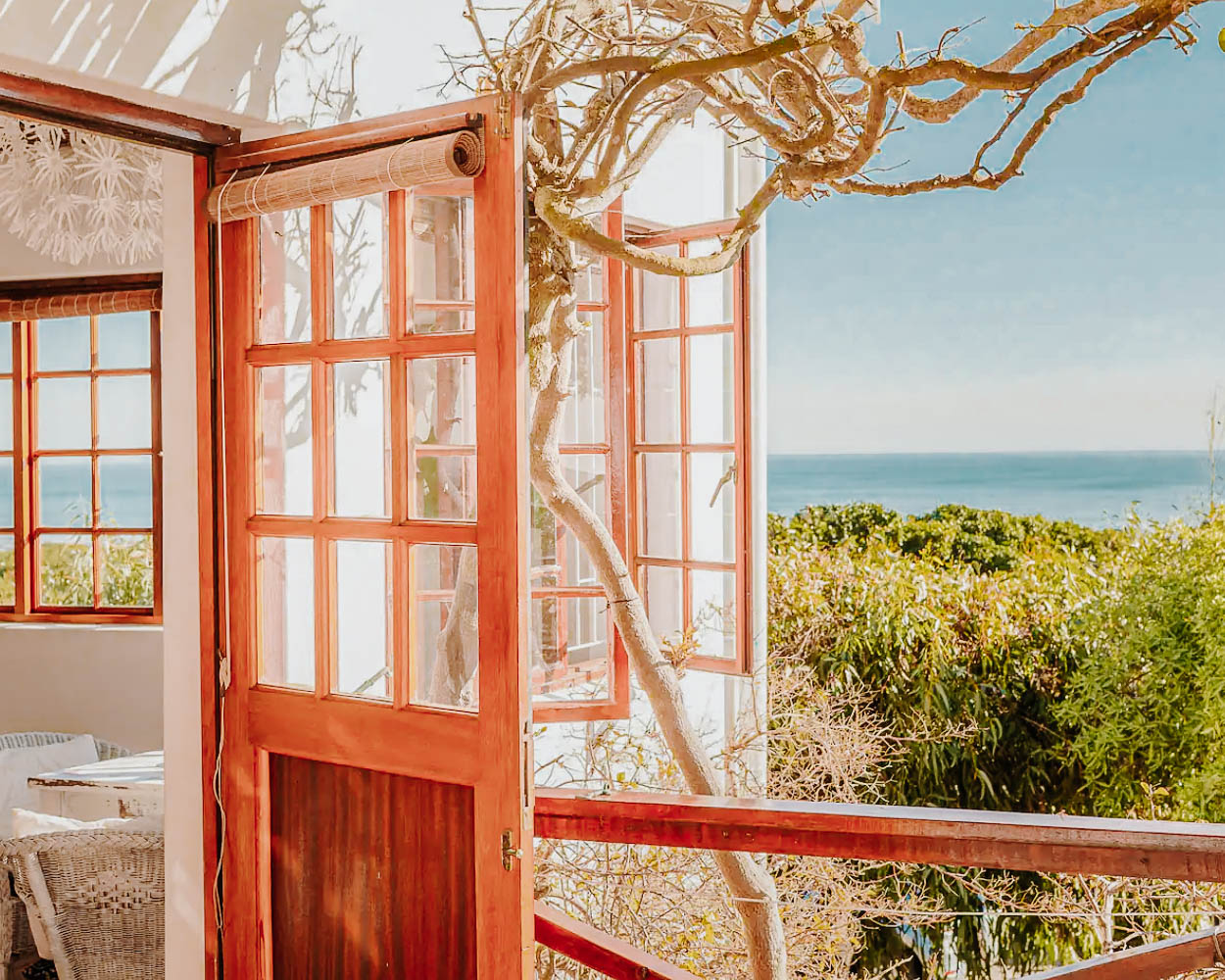 lighthouse airbnbs